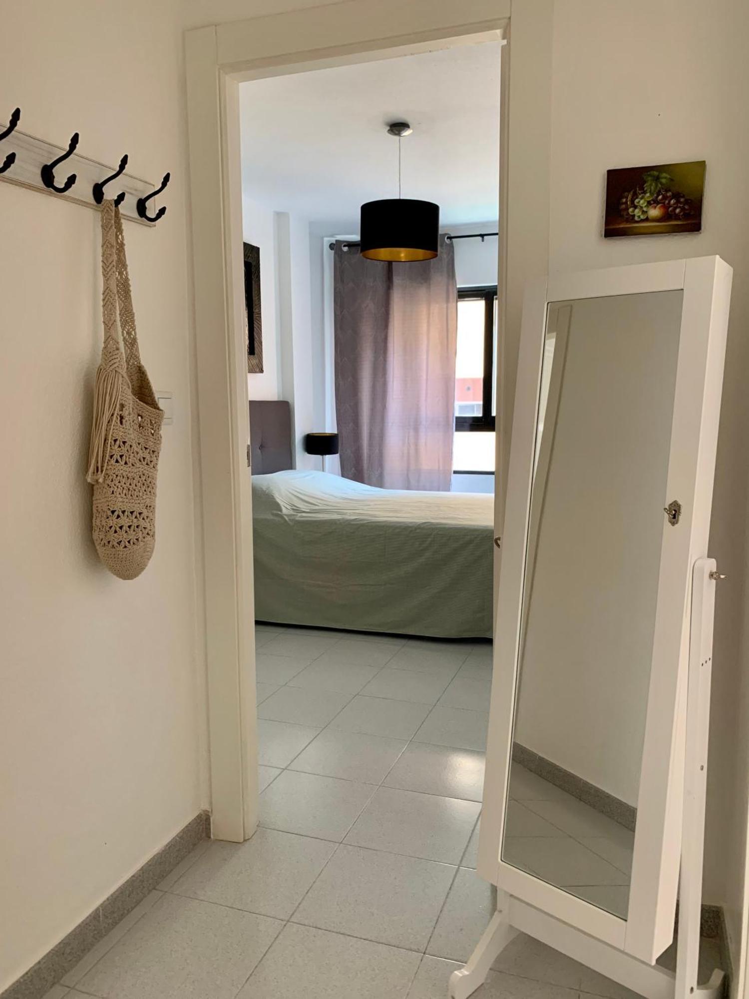 Schoene Wohnung In Zentrum Von Торрев'єха Екстер'єр фото